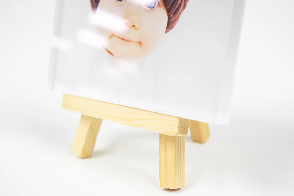 Close-up of Mini Easel